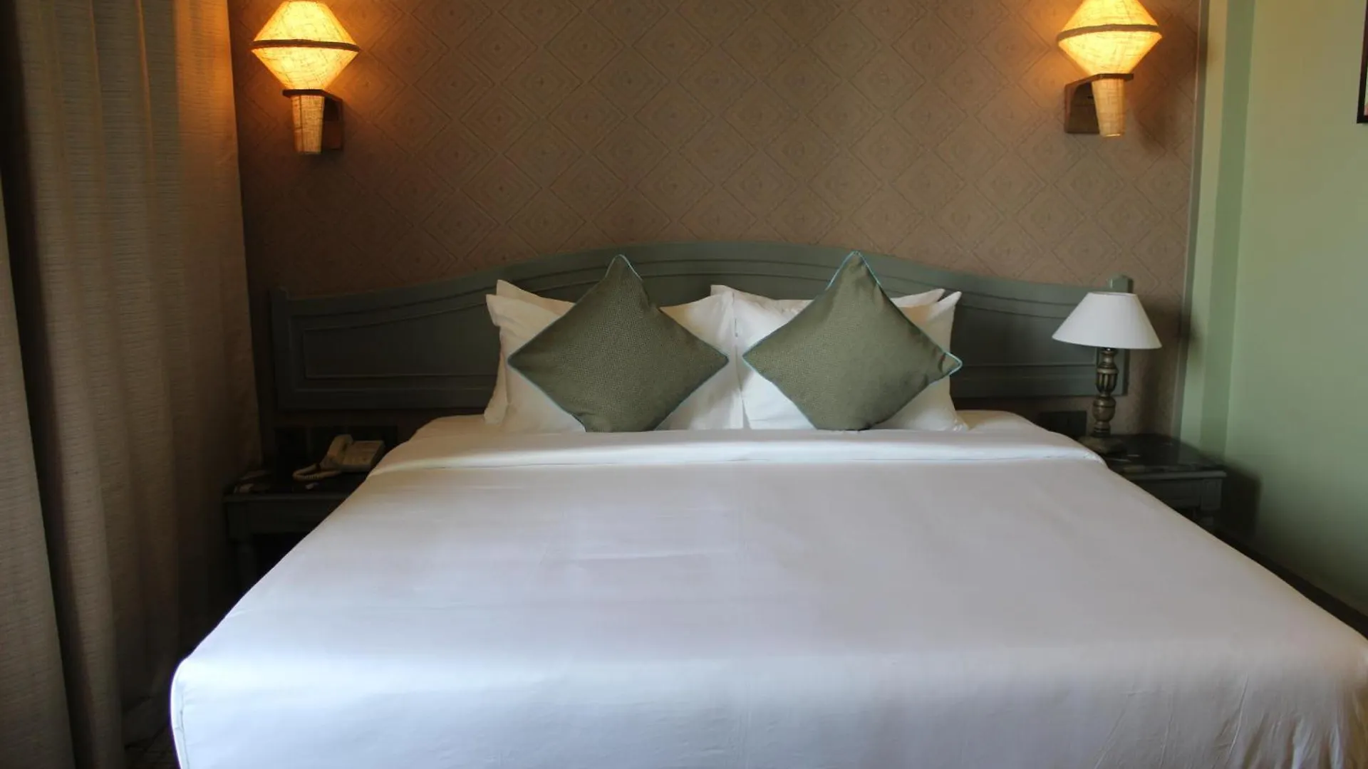 Shilton International Hotel Kochi