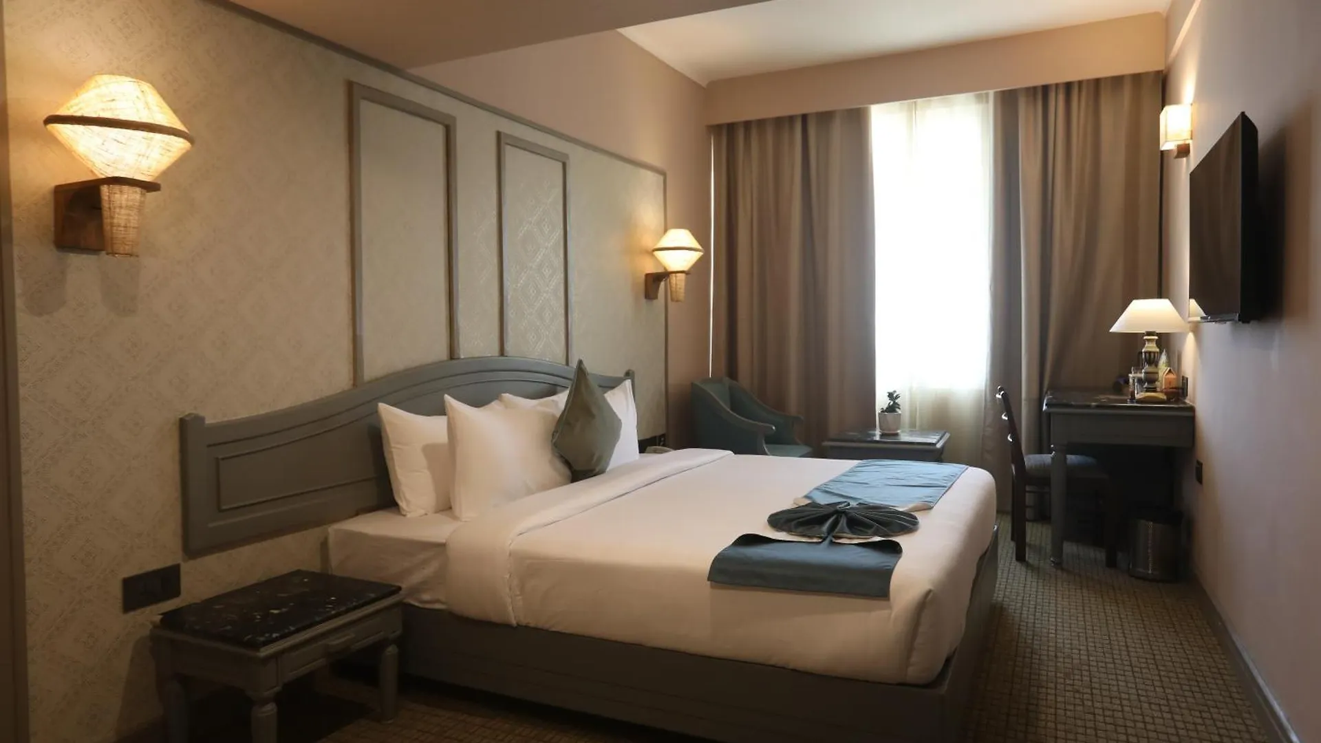 Shilton International Hotel Kochi
