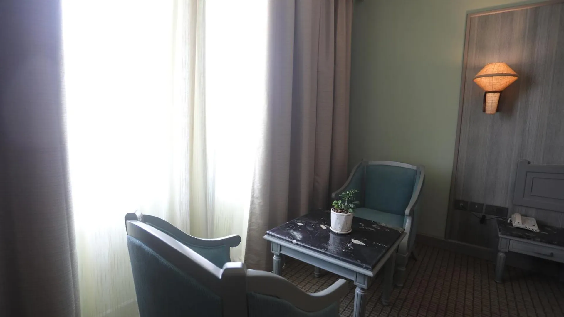 Shilton International Hotel Kochi 3*,  India