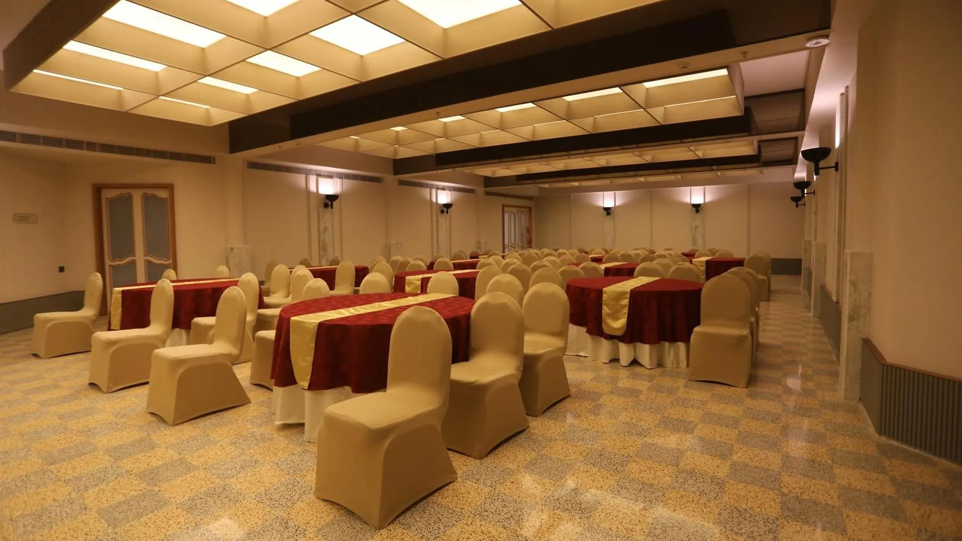 Shilton International Hotel Kochi