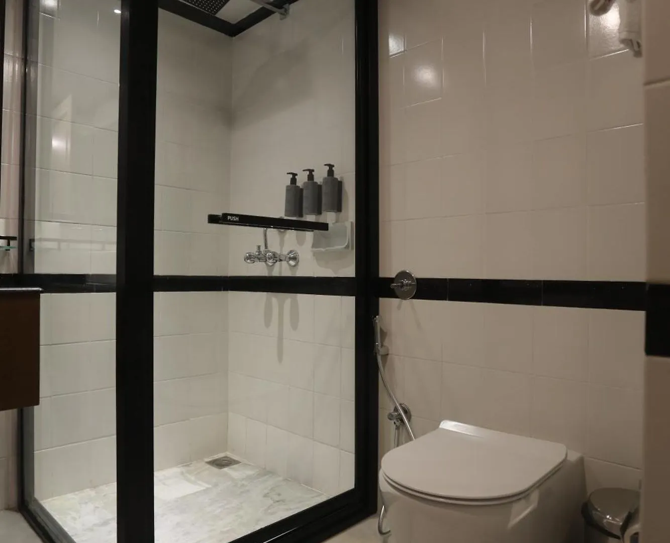 Shilton International Hotel Kochi