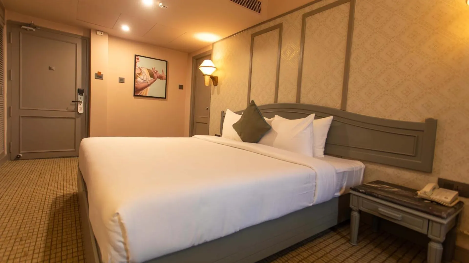 Shilton International Hotel Kochi