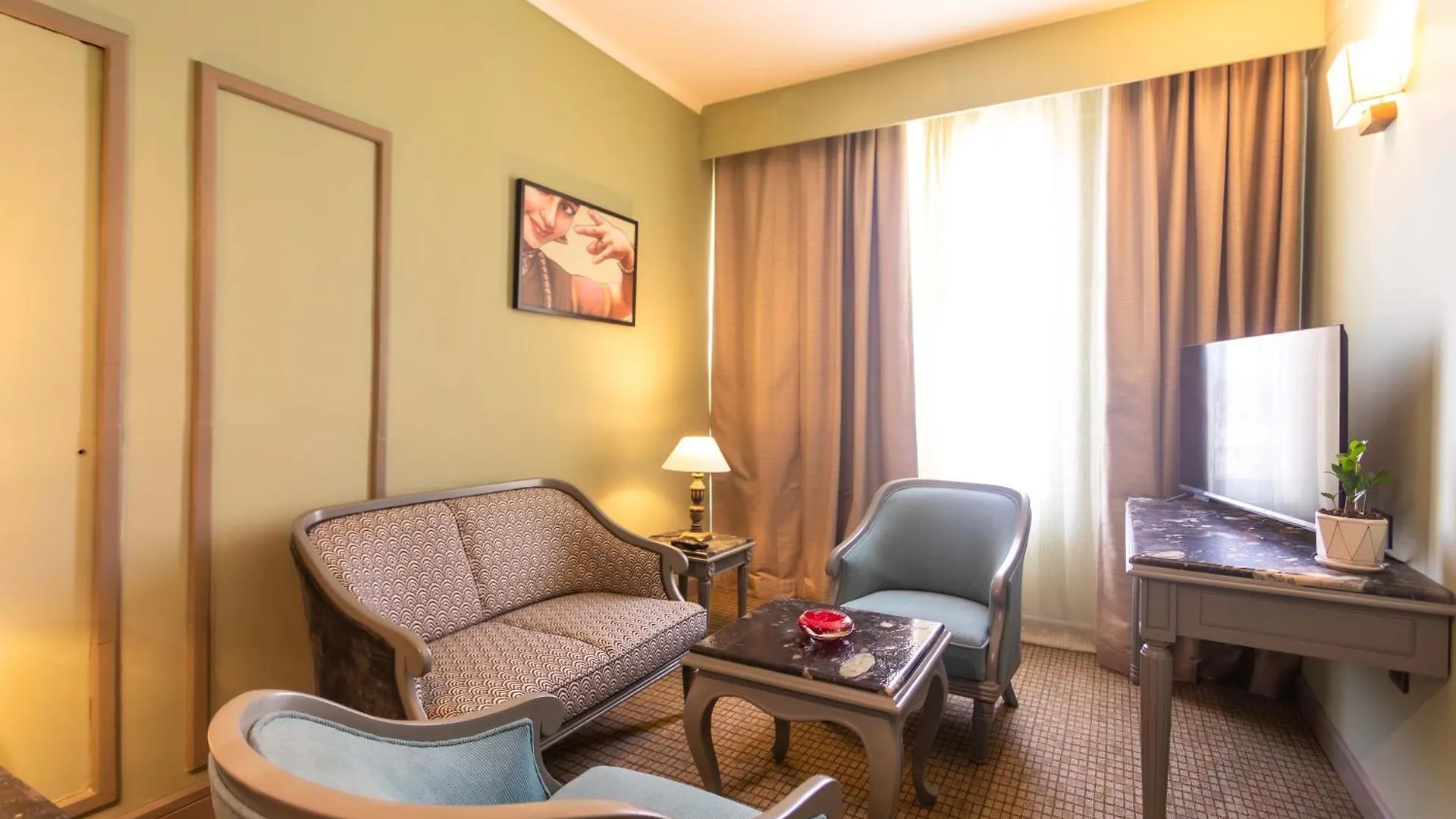 Shilton International Hotel Kochi