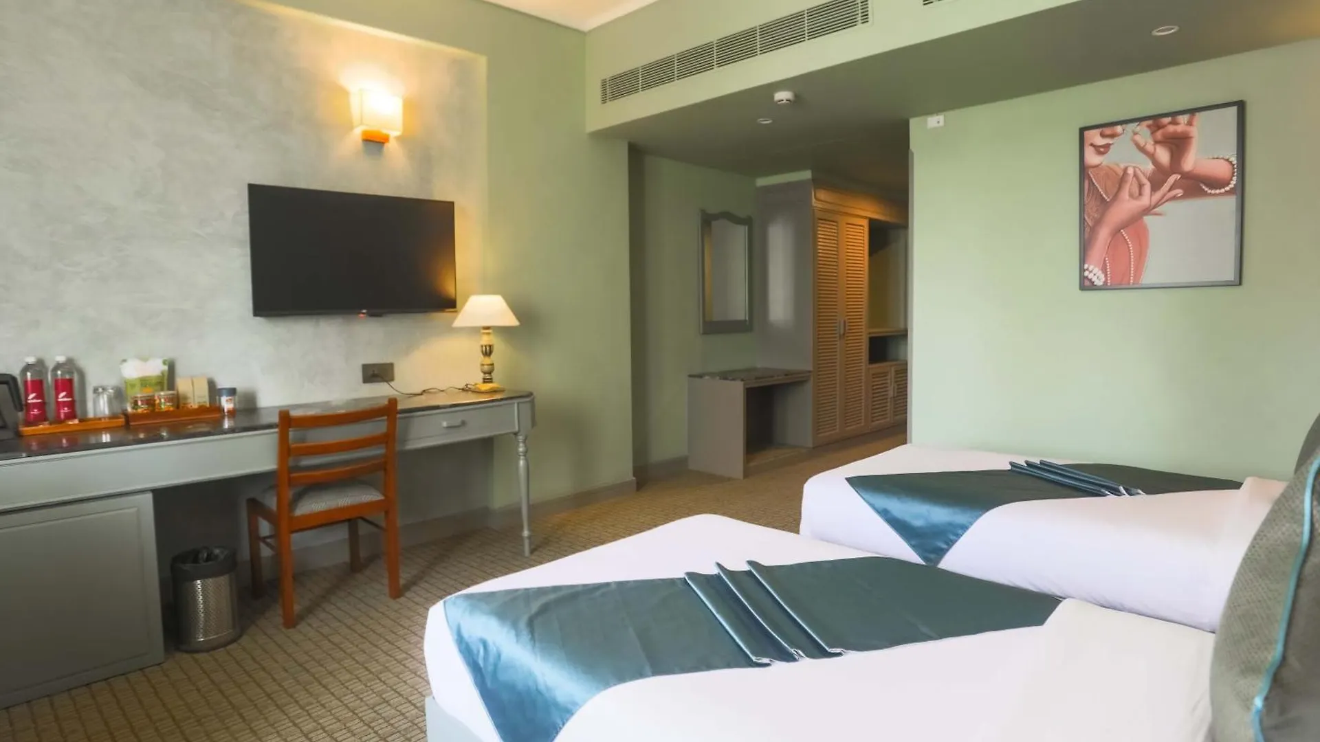 Shilton International Hotel Kochi